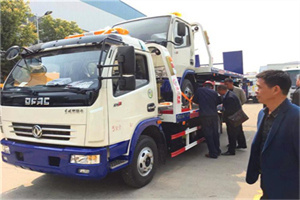 大兴安岭地区汽车道路救援拖车价格